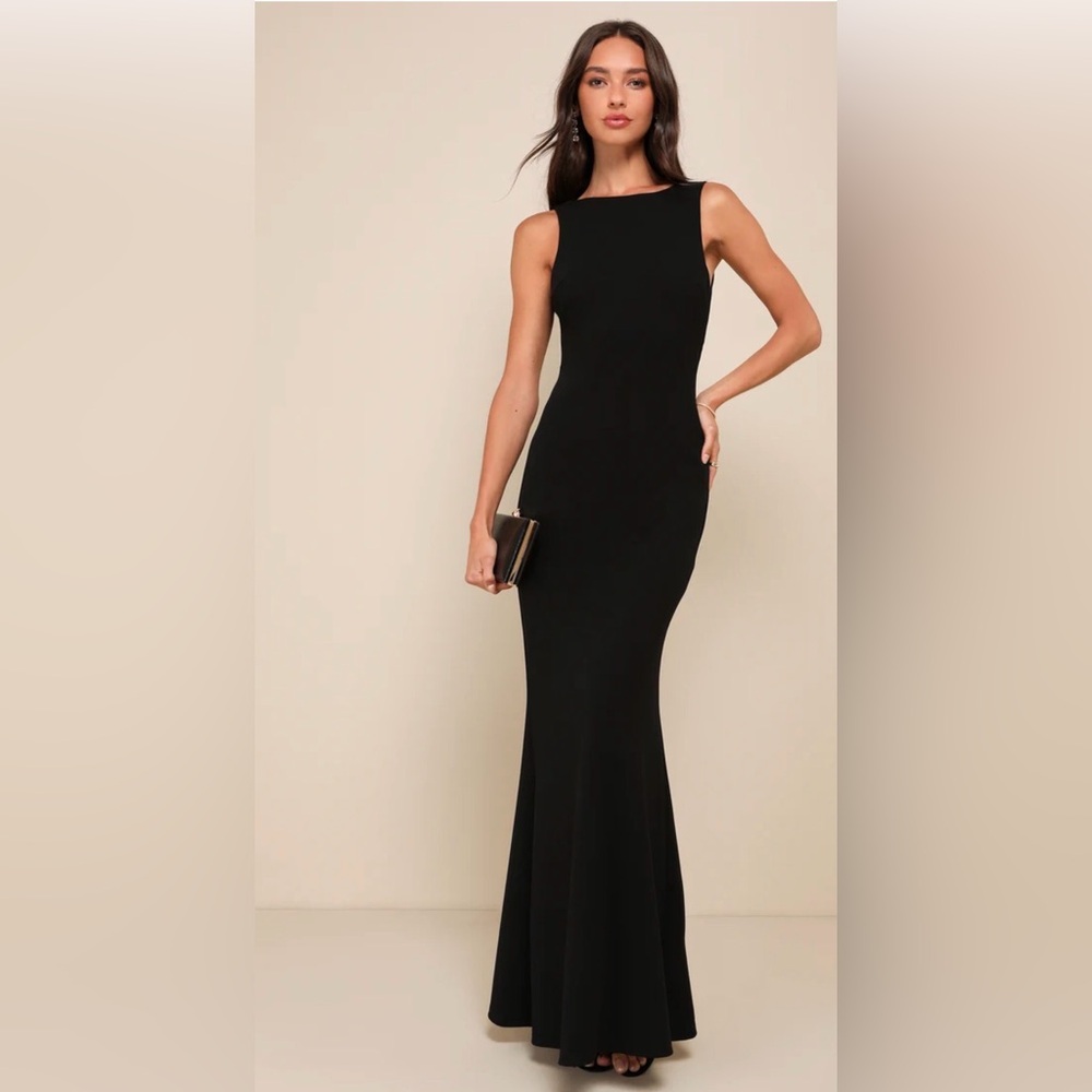 Sophisticated Black Evening Gown